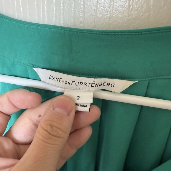 Diane Von Furstenberg Green Silk Chiffon Cahil Pintuck Blouse Career Fairy Large - Picture 3 of 11